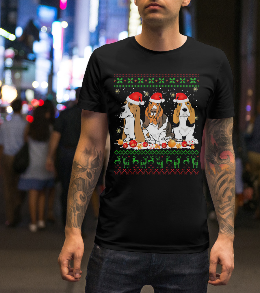Christmas Basset Hound Santa Hat Ornaments Reindeer Snowflakes T-Shirt