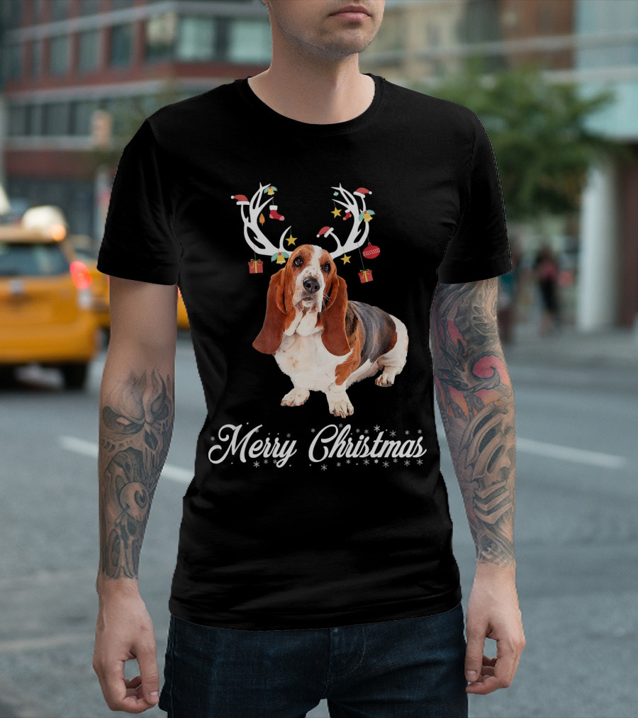 Merry Christmas Basset Hound Reindeer Horns T-Shirt