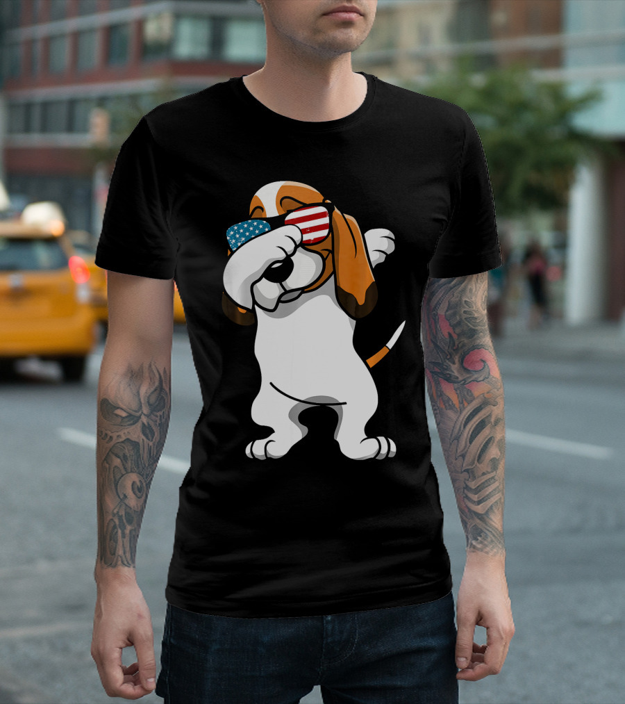 Dabbing Basset Hound Dog American Flag Sunglasses T-Shirt