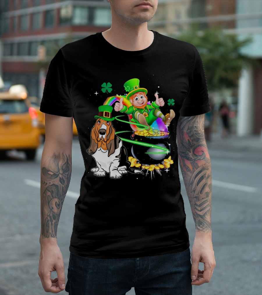 Leprechaun Basset Hound St Patrick's Day Rainbow Pot Of Gold T-Shirt