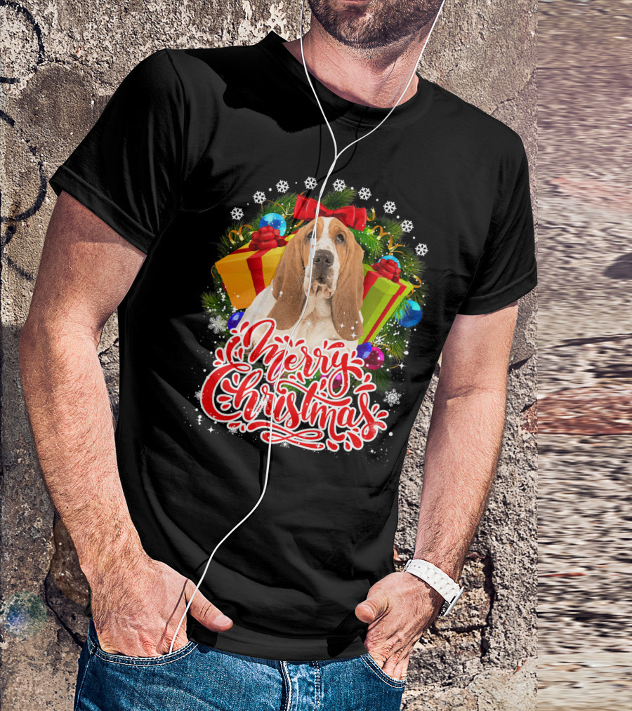 Merry Christmas Basset Hound With Presents And Snowflakes T-Shirt