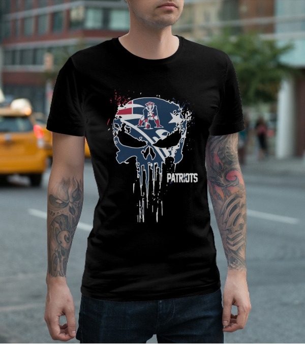 New England Patriots Skull Flag Logo With Patriots T-Shirt