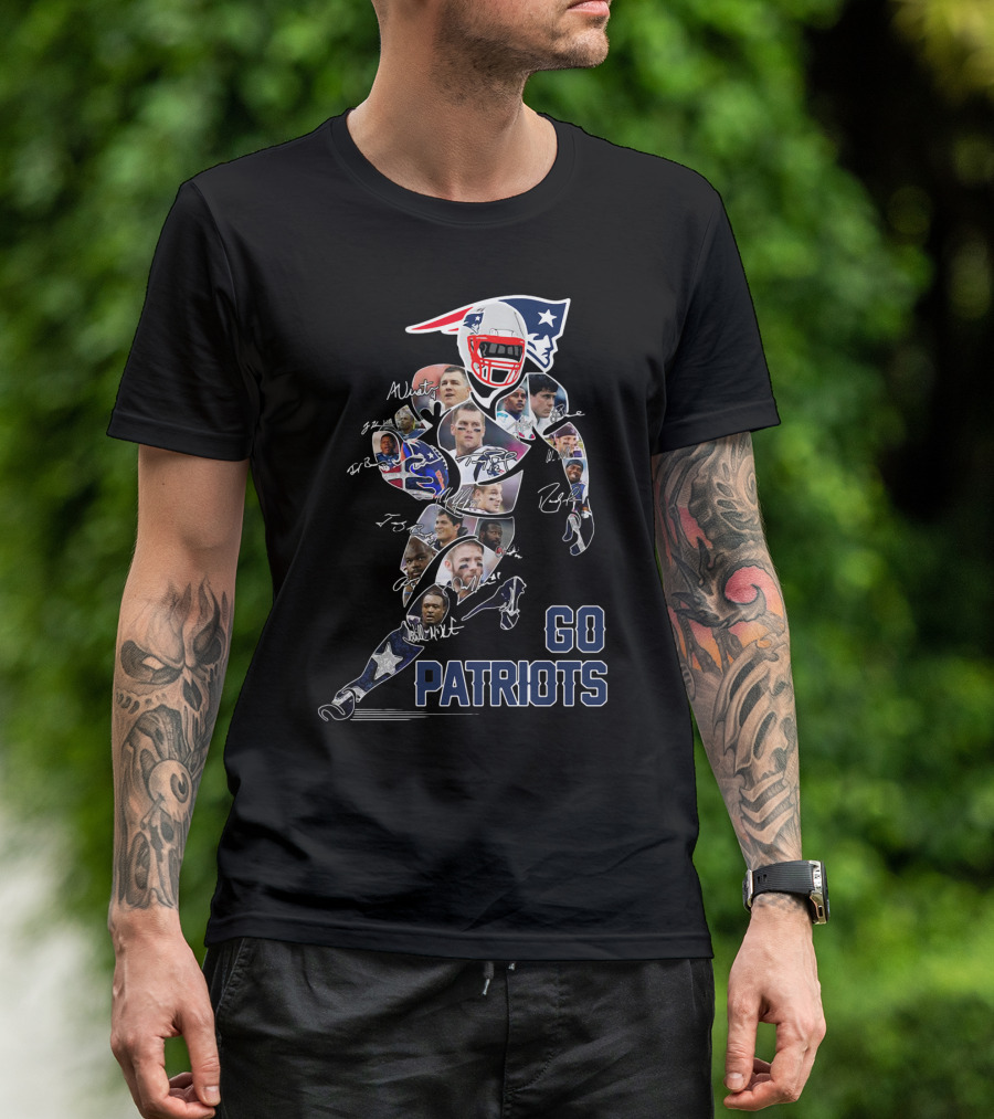GO PATRIOTS New England Football Player Collage And Signatures T-Shirt