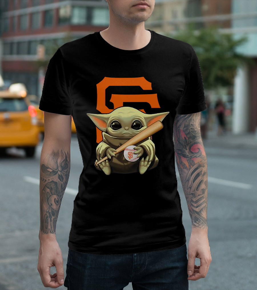 BABY YODA SAN FRANCISCO GIANTS LOGO BASEBALL BAT AND BALL T-Shirt