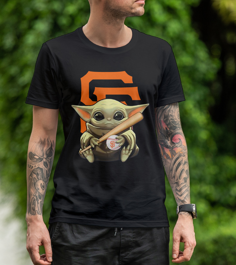 BABY YODA SAN FRANCISCO GIANTS LOGO BASEBALL BAT AND BALL T-Shirt