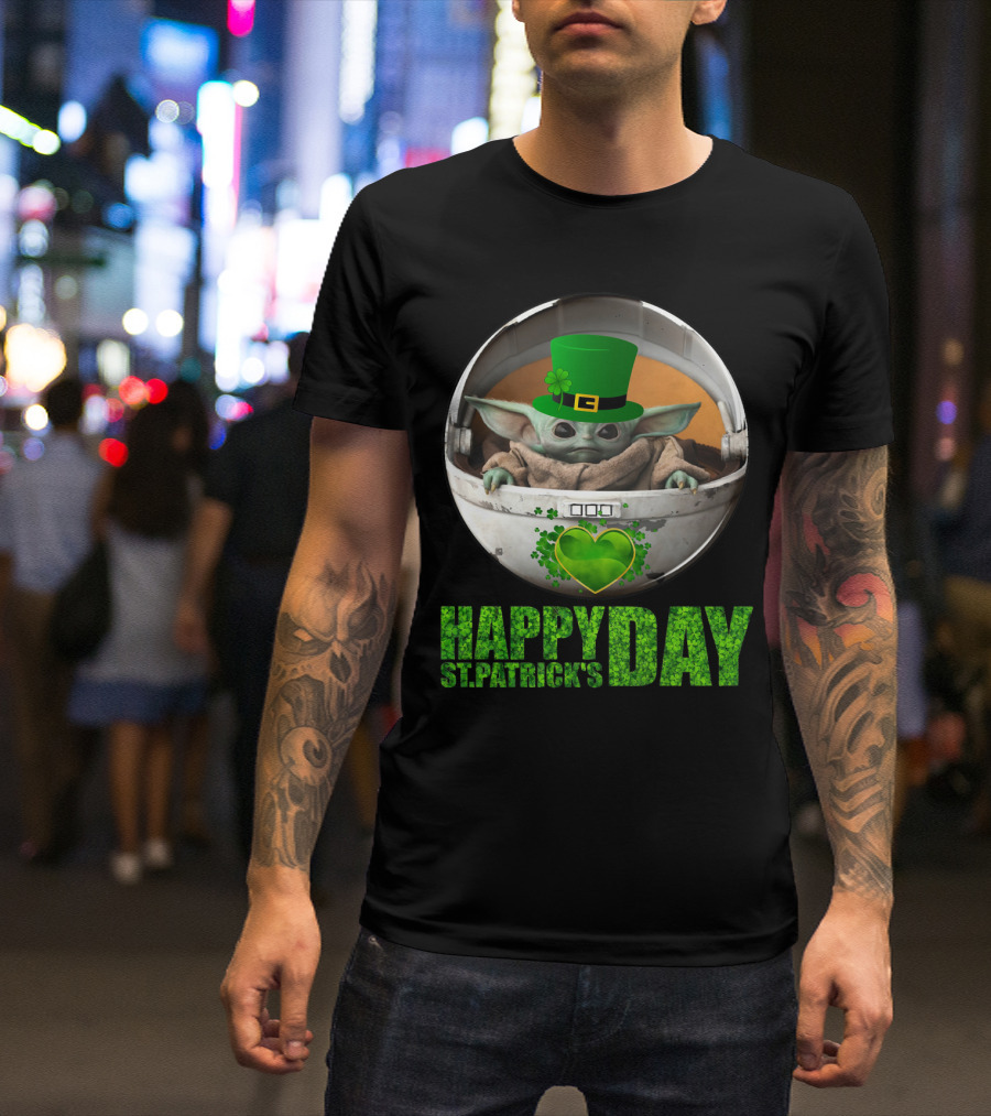 HAPPY ST PATRICK'S DAY BABY YODA SHAMROCK HAT HEART T-Shirt