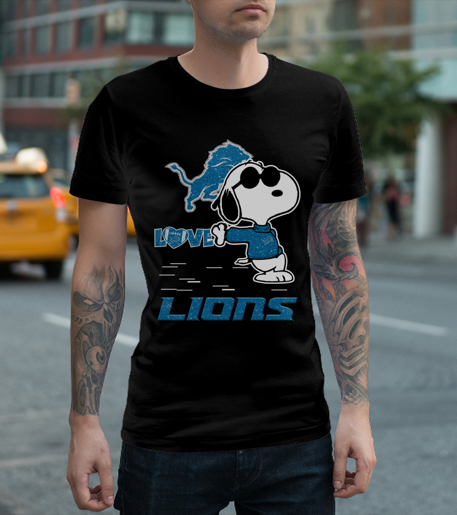 Snoopy Love Detroit Lions Nfl Football Fans T-Shirt