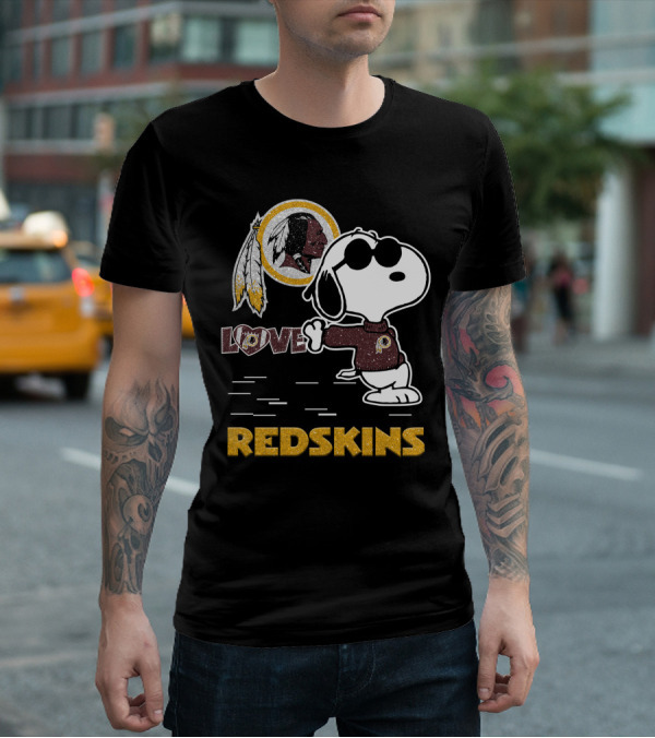 Snoopy Love Washington Redskins Nfl Football Fans 131 T-Shirt