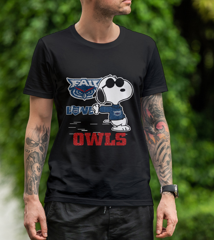 Snoopy Love FAU Owls Football T-Shirt