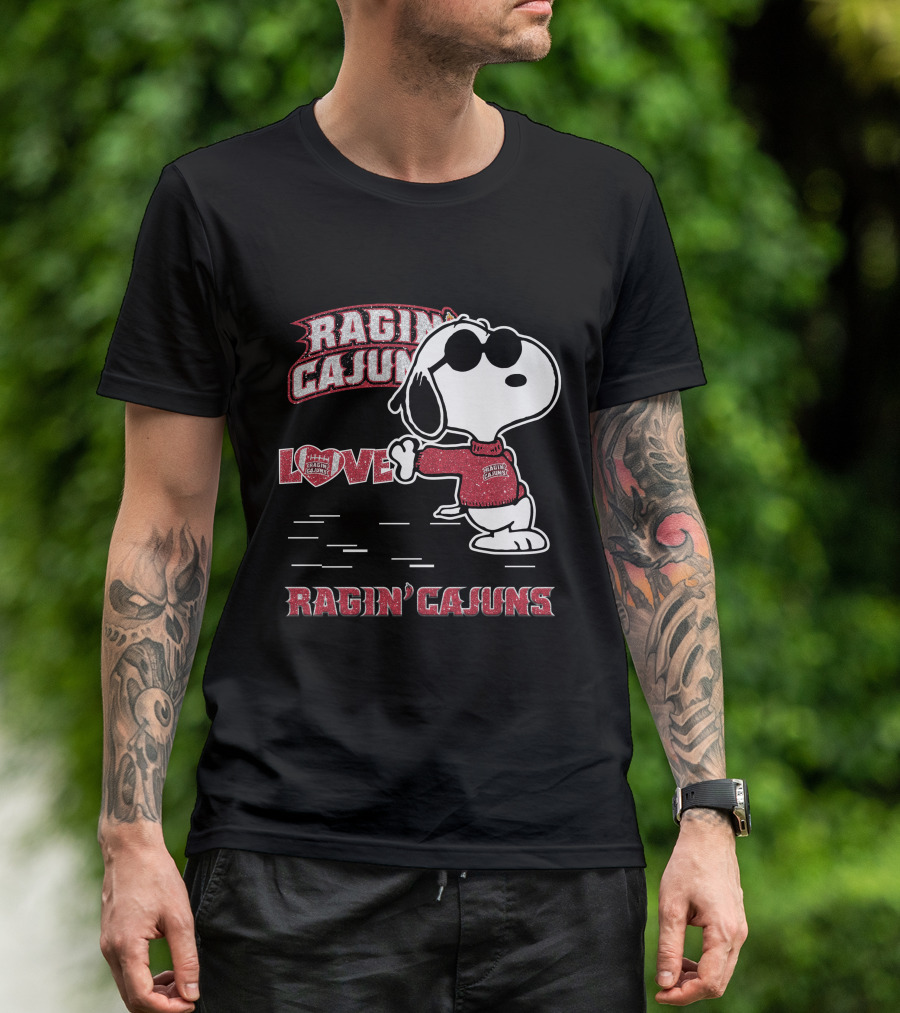 Snoopy Love Ragin' Cajuns Louisiana Lafayette T-Shirt