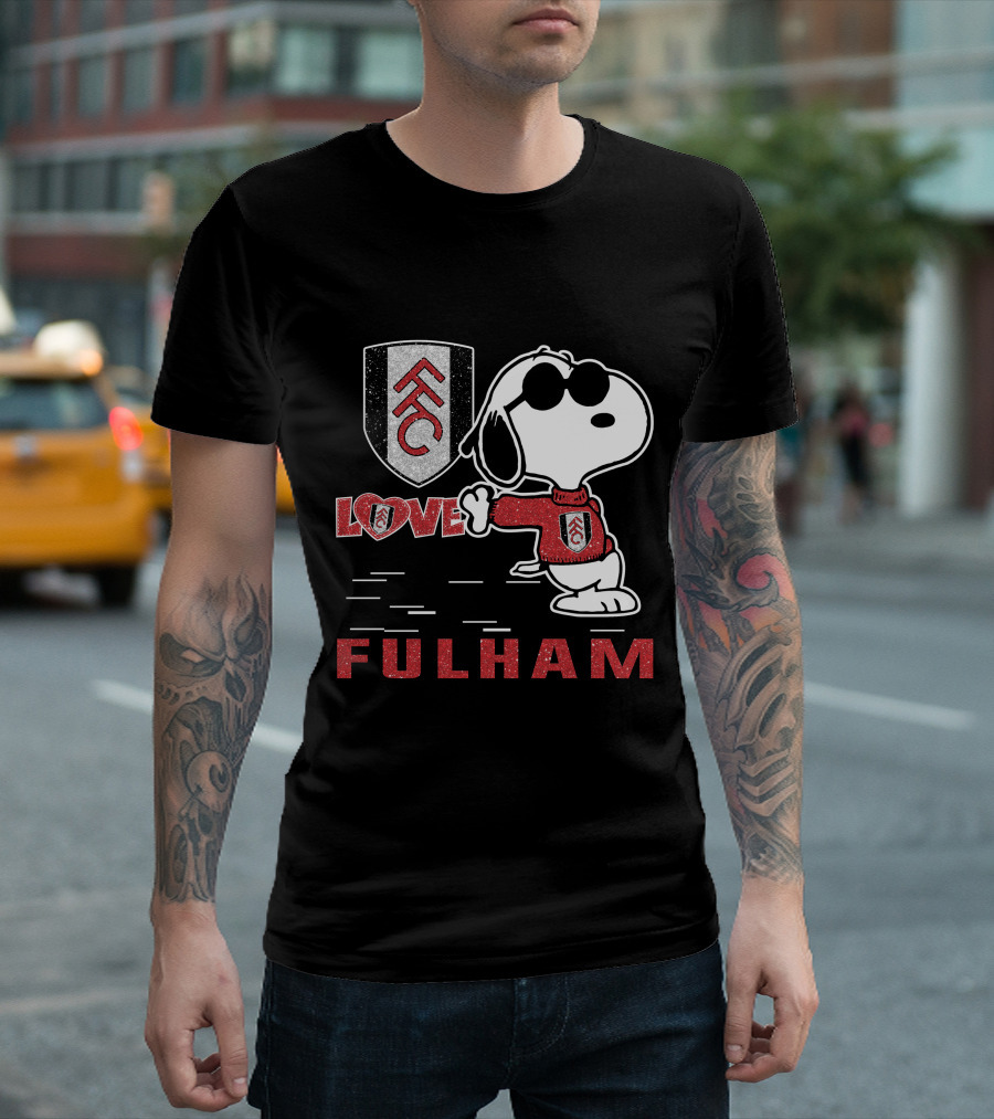 Snoopy Love Fulham Fc Fans Peanuts Football Club Spirit T-Shirt