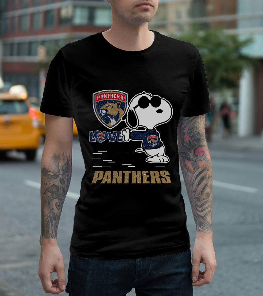 Snoopy Love Panthers Florida Panthers T-Shirt