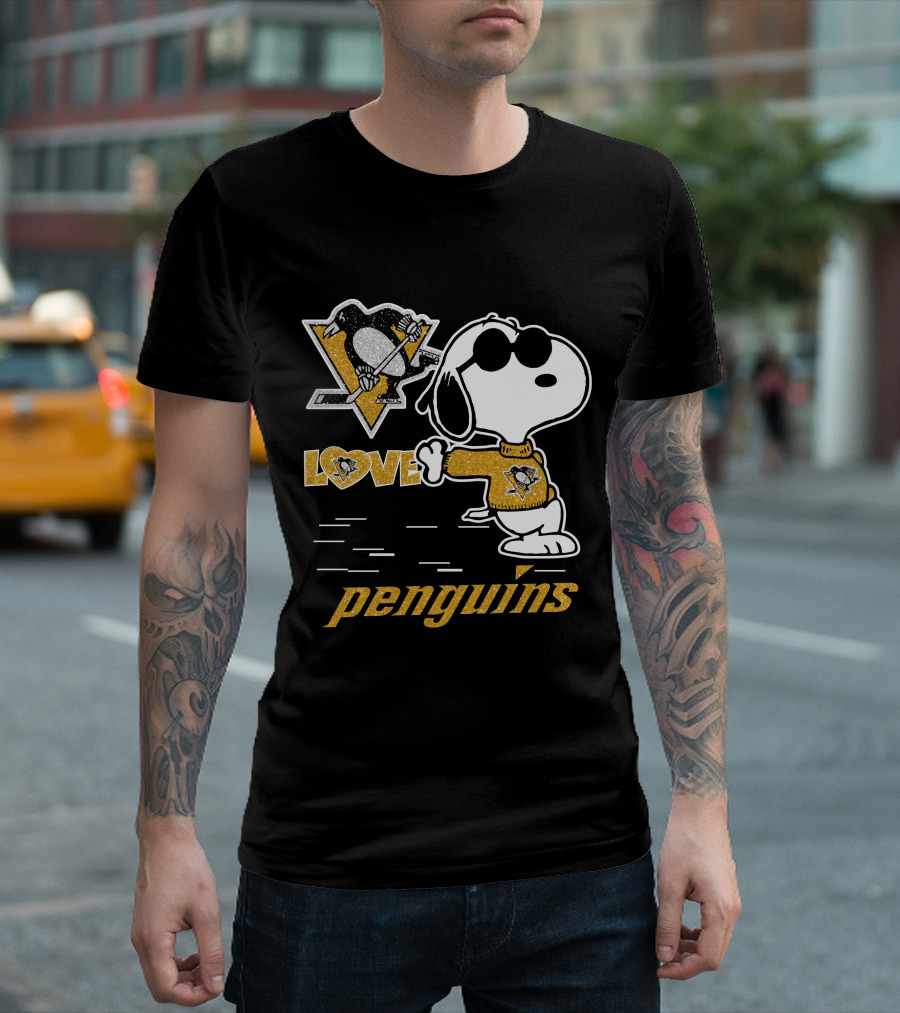 Snoopy Penguins Love Pittsburgh Penguins T-Shirt