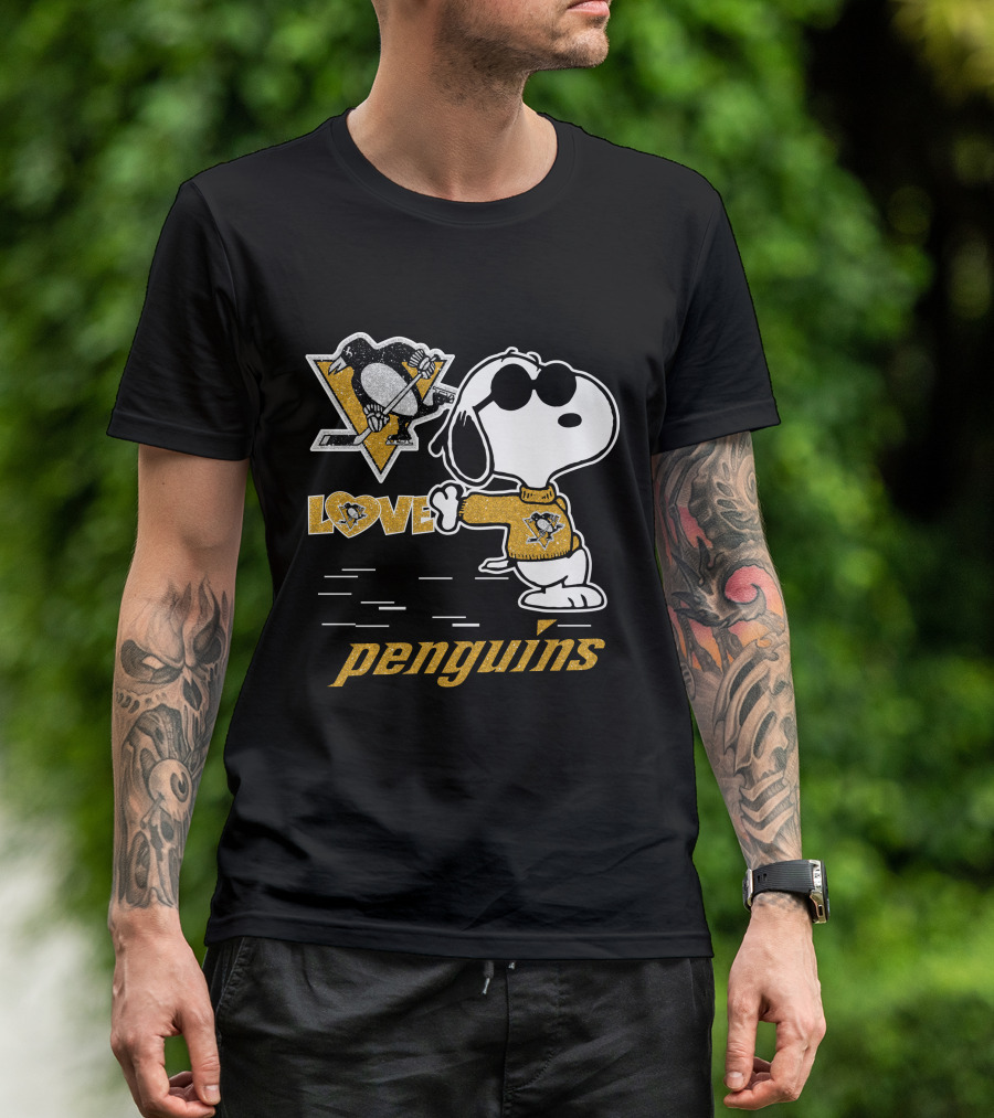 Snoopy Penguins Love Pittsburgh Penguins T-Shirt