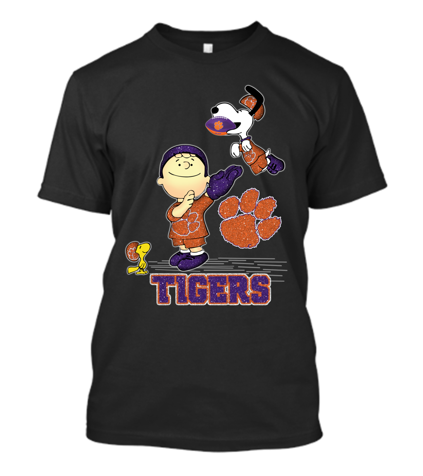 Snoopy Clemson Tigers Peanuts Football T-Shirt