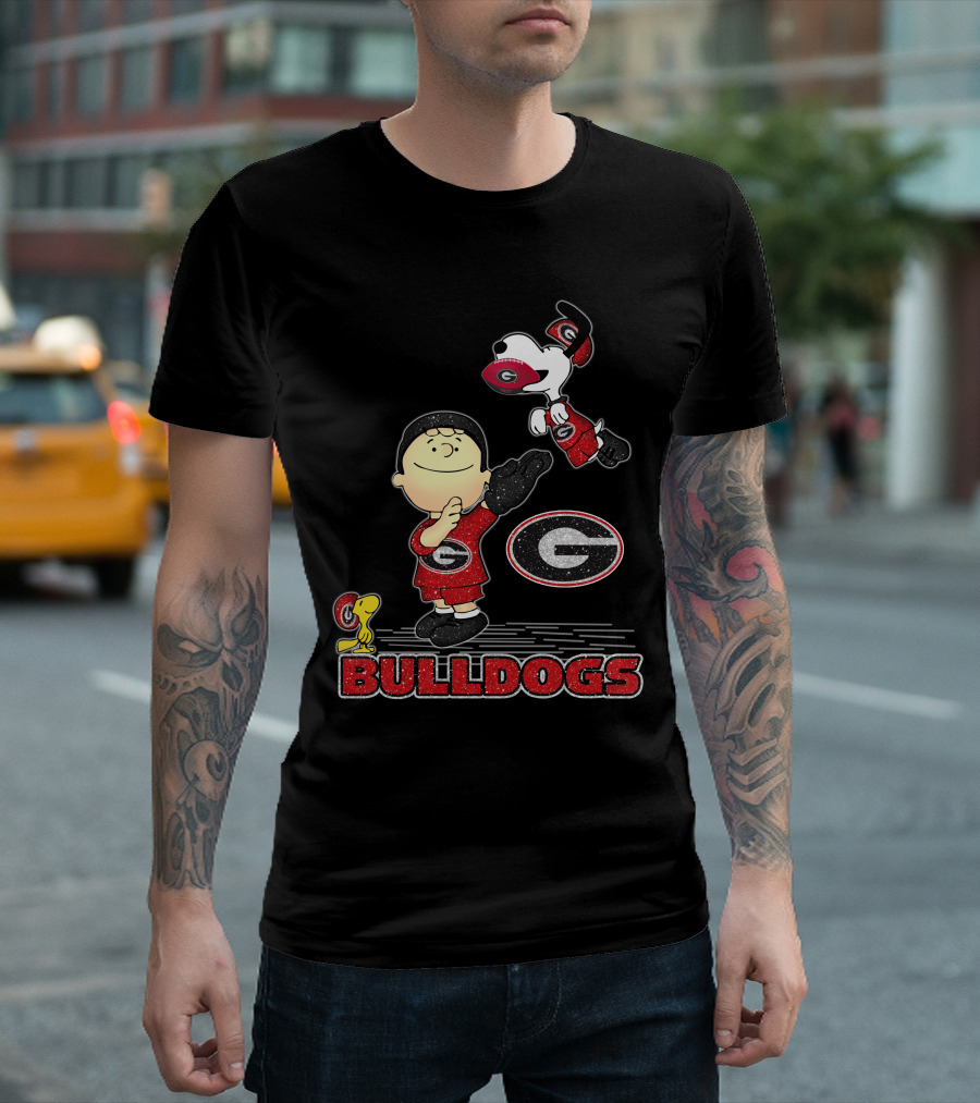 Snoopy Bulldogs Georgia Peanuts Characters T-Shirt