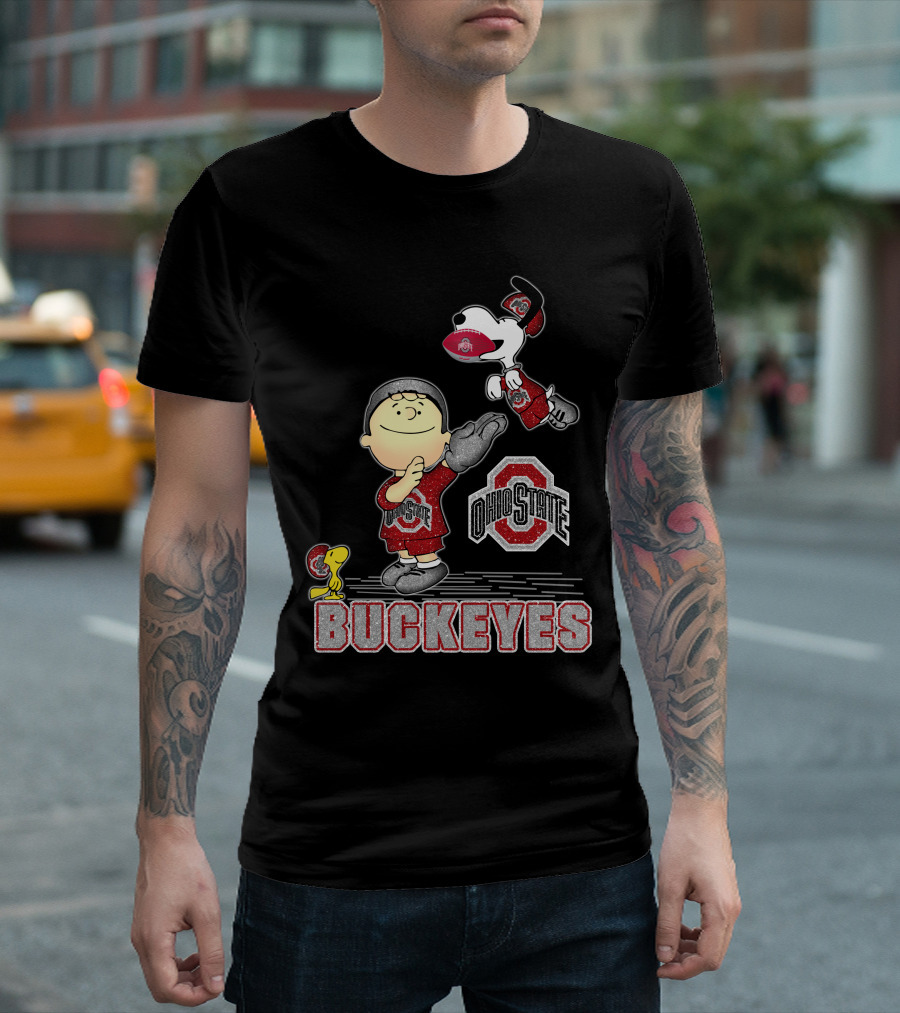 Snoopy Ohio State Buckeyes Football Charlie Woodstock T-Shirt