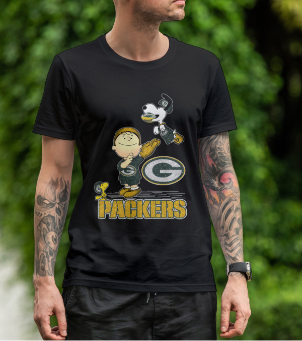Snoopy And Friends Green Bay Packers Team Spirit T-Shirt