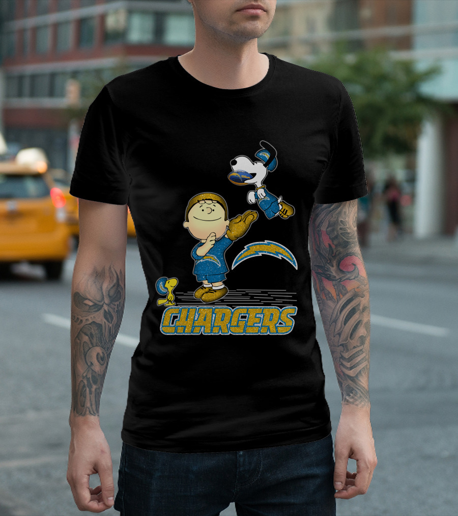 Snoopy And Friends Celebrate Los Angeles Chargers Fandom T-Shirt