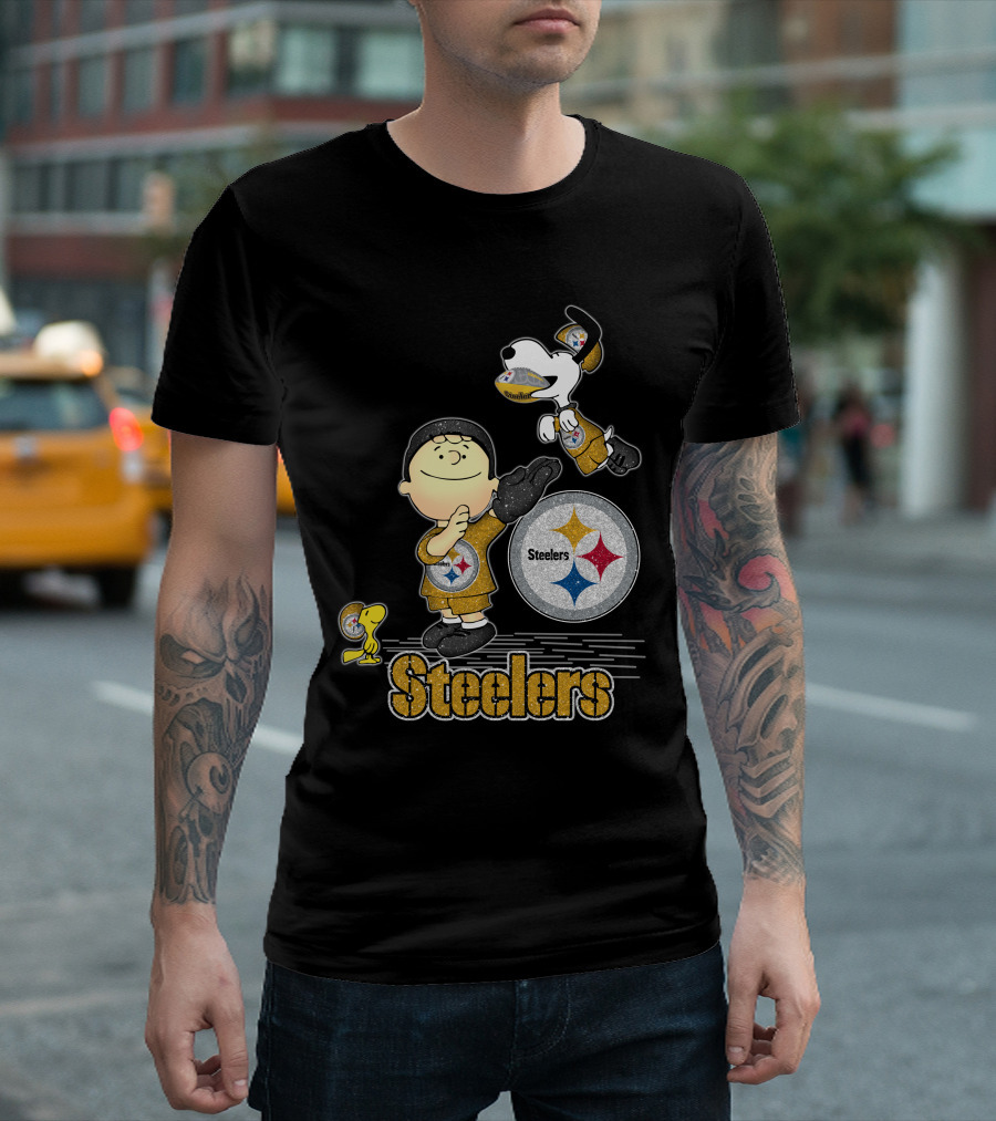 Snoopy Steelers Football Peanuts Characters Love Pittsburgh Steelers T-Shirt