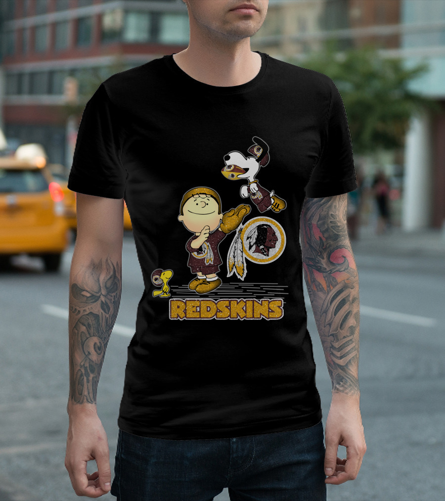 Snoopy Love Washington Redskins Peanuts Woodstock Charlie Brown T-Shirt