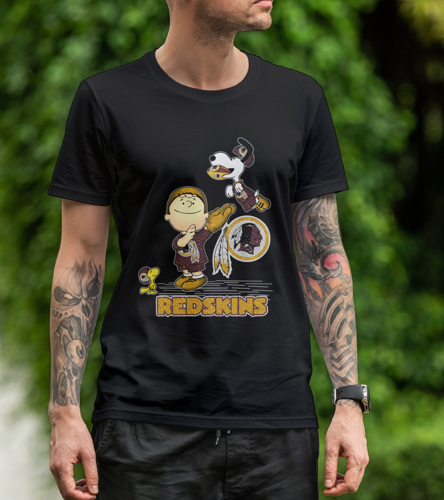 Snoopy Love Washington Redskins Peanuts Woodstock Charlie Brown T-Shirt