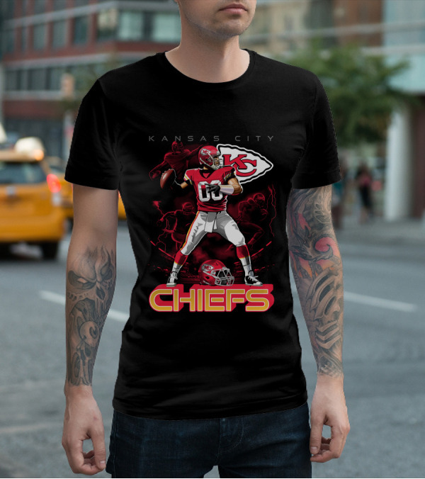 Kansas City Chiefs Football Player With Kc Helmet T-Shirt