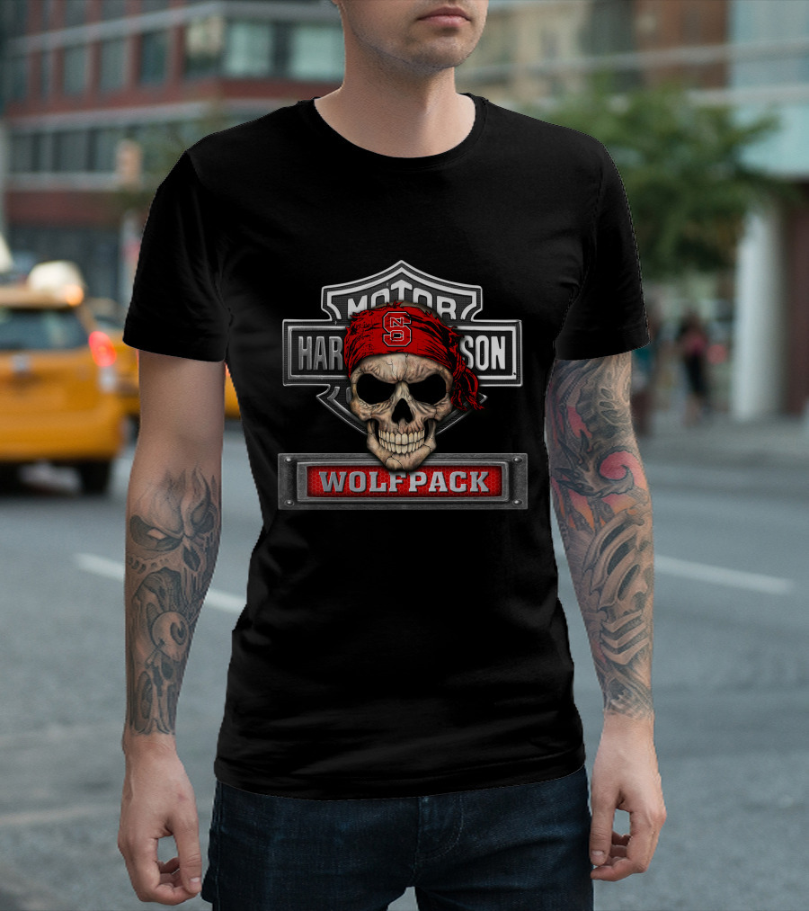 Motor Harley Davidson North Carolina State Wolfpack Skull Bandana T-Shirt