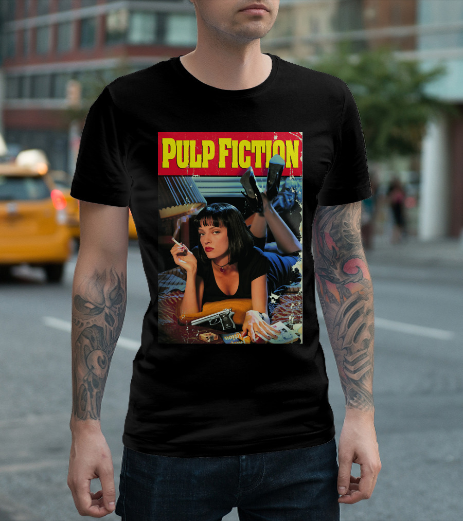 Pulp Fiction Cover Mia Smoking Gun Money T-Shirt