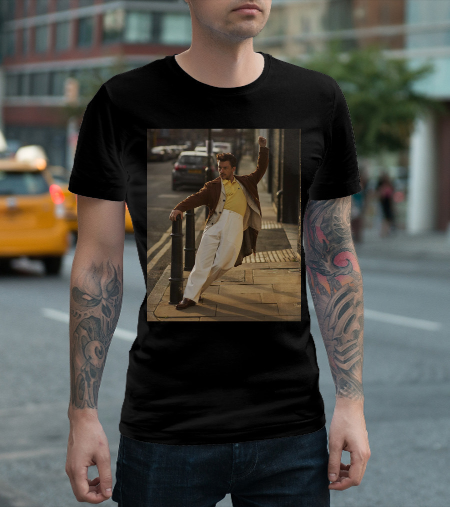 Jonathan Bailey Stylish Pose On Street T-Shirt