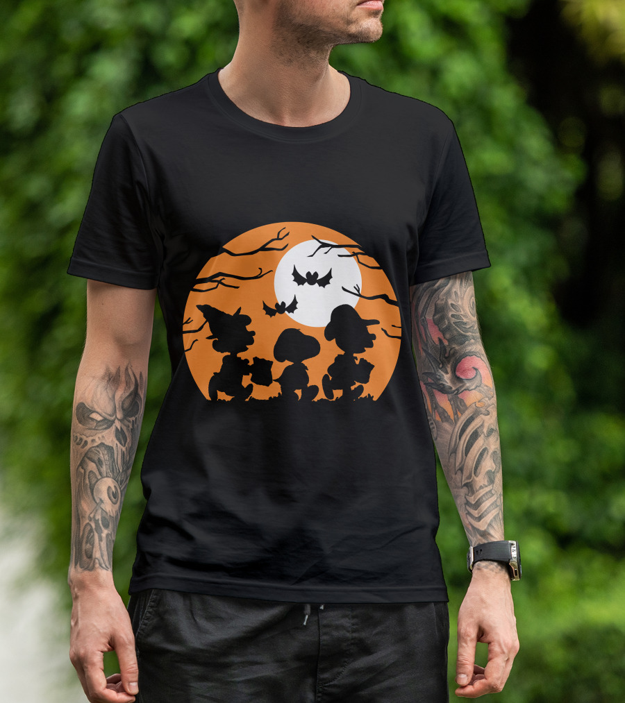 Peanuts Halloween Trick Or Treat Moonlit Bats T-Shirt