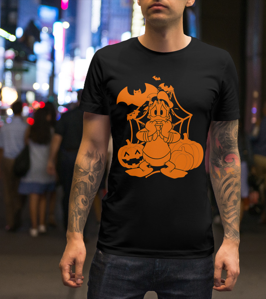 Donald Duck Halloween Pumpkins With Bat And Spider Webs T-Shirt