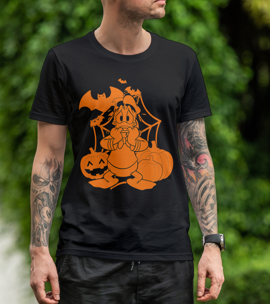 Donald Duck Halloween Pumpkins With Bat And Spider Webs T-Shirt