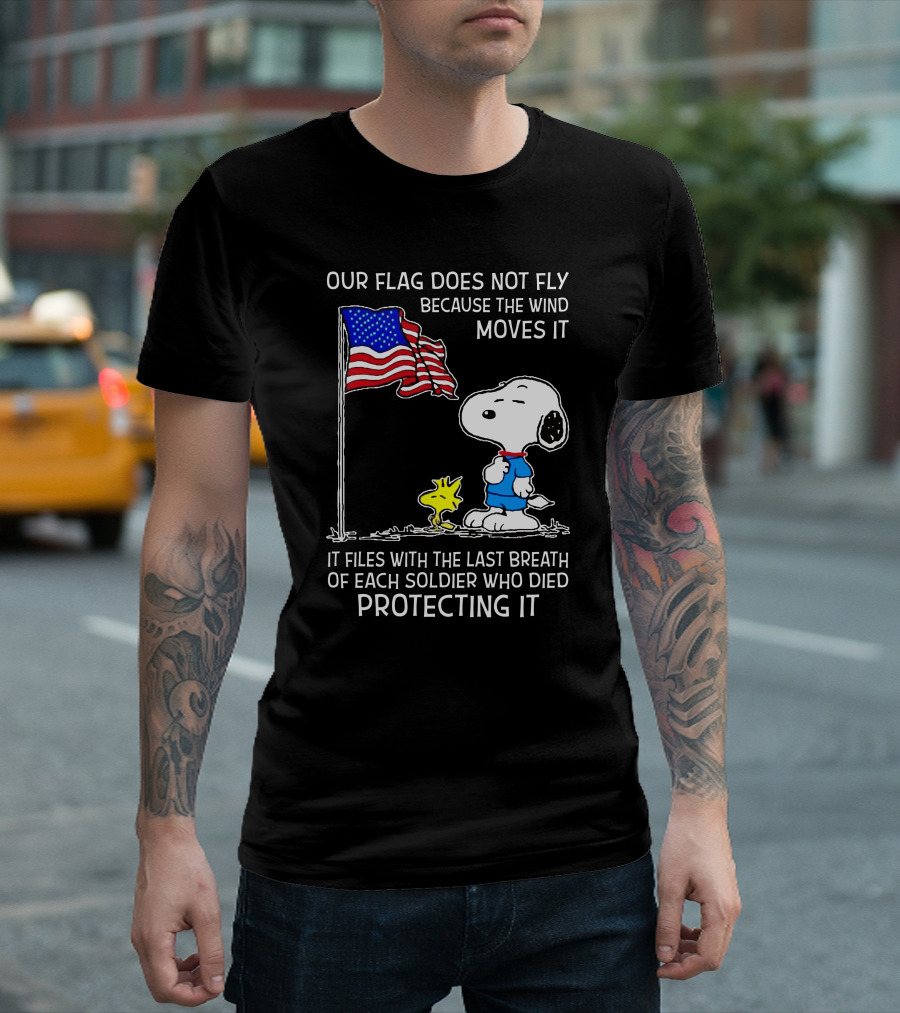 Snoopy and Woodstock with American Flag Tribute to Soldiers T-Shirt