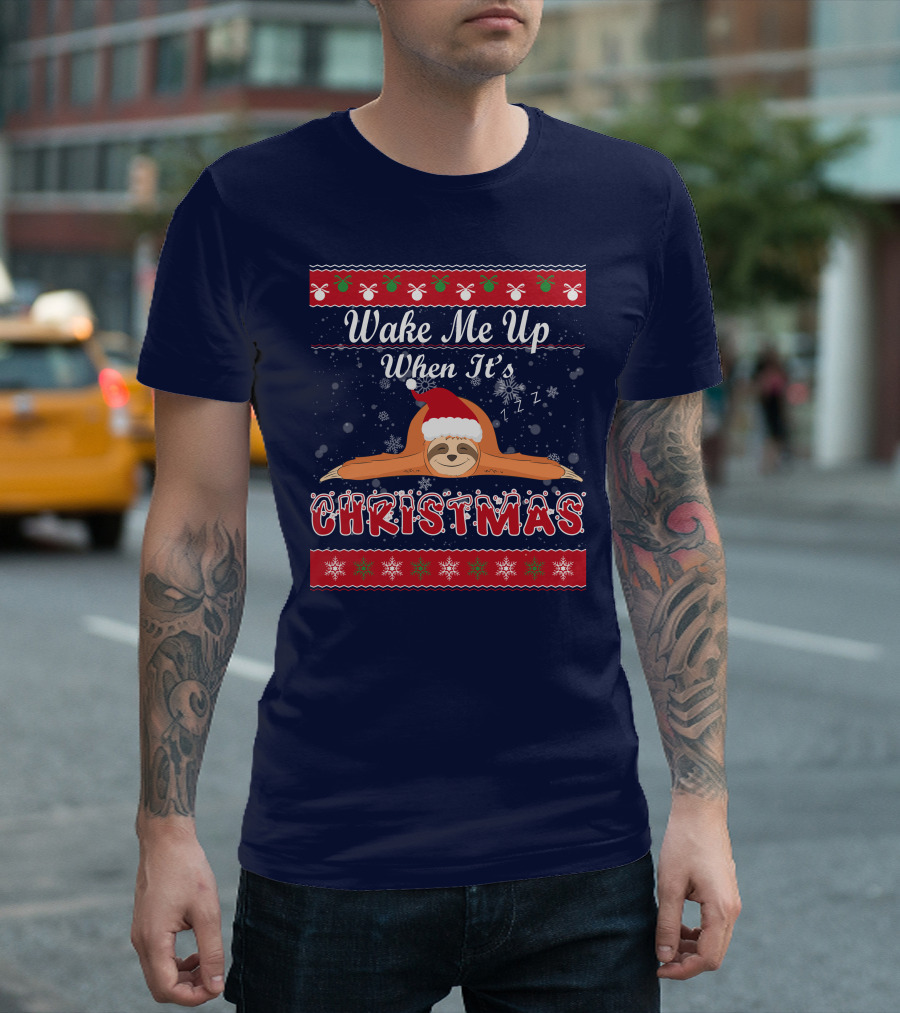 Wake Me Up When It's Christmas Sloth Santa Hat Snowflakes Zzz T-Shirt