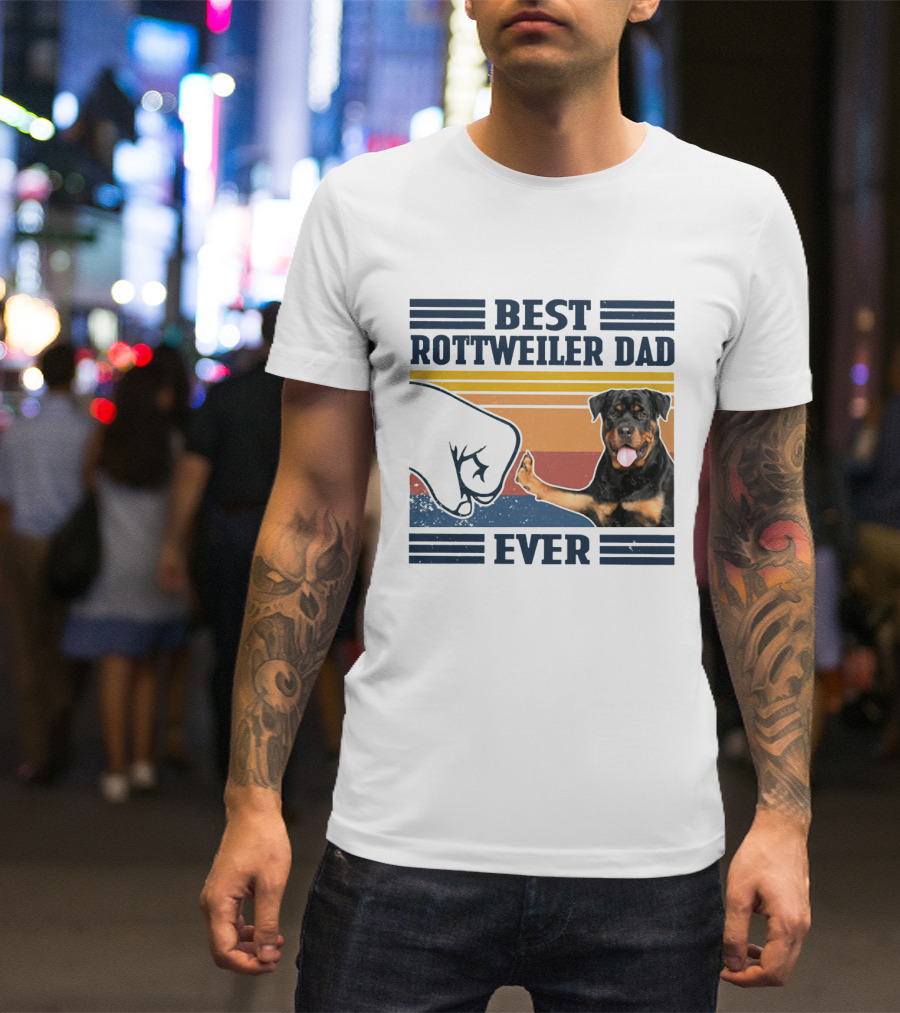 Best Rottweiler Dad Ever Vintage Fist Bump Stripes T-Shirt