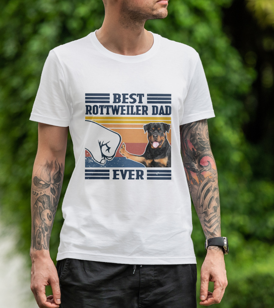 Best Rottweiler Dad Ever Vintage Fist Bump Stripes T-Shirt