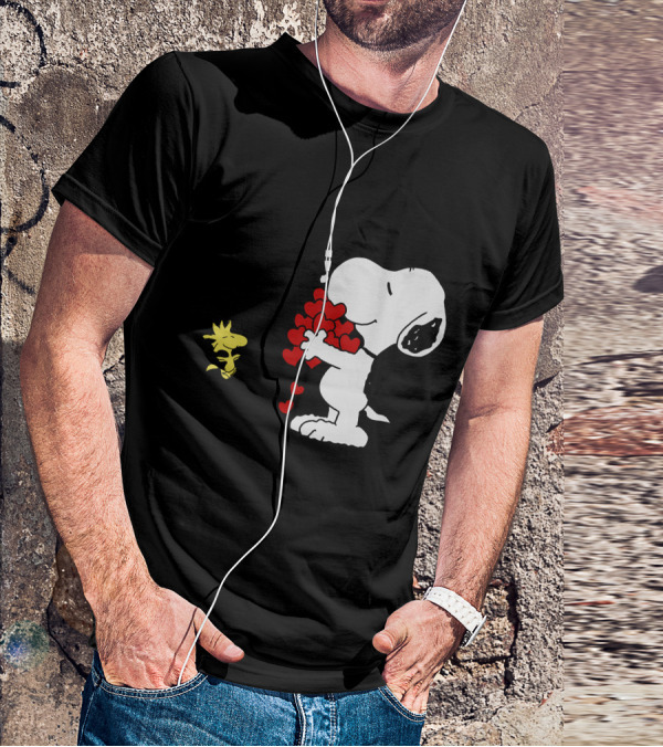 Snoopy Holding Hearts With Woodstock Hugging T-Shirt