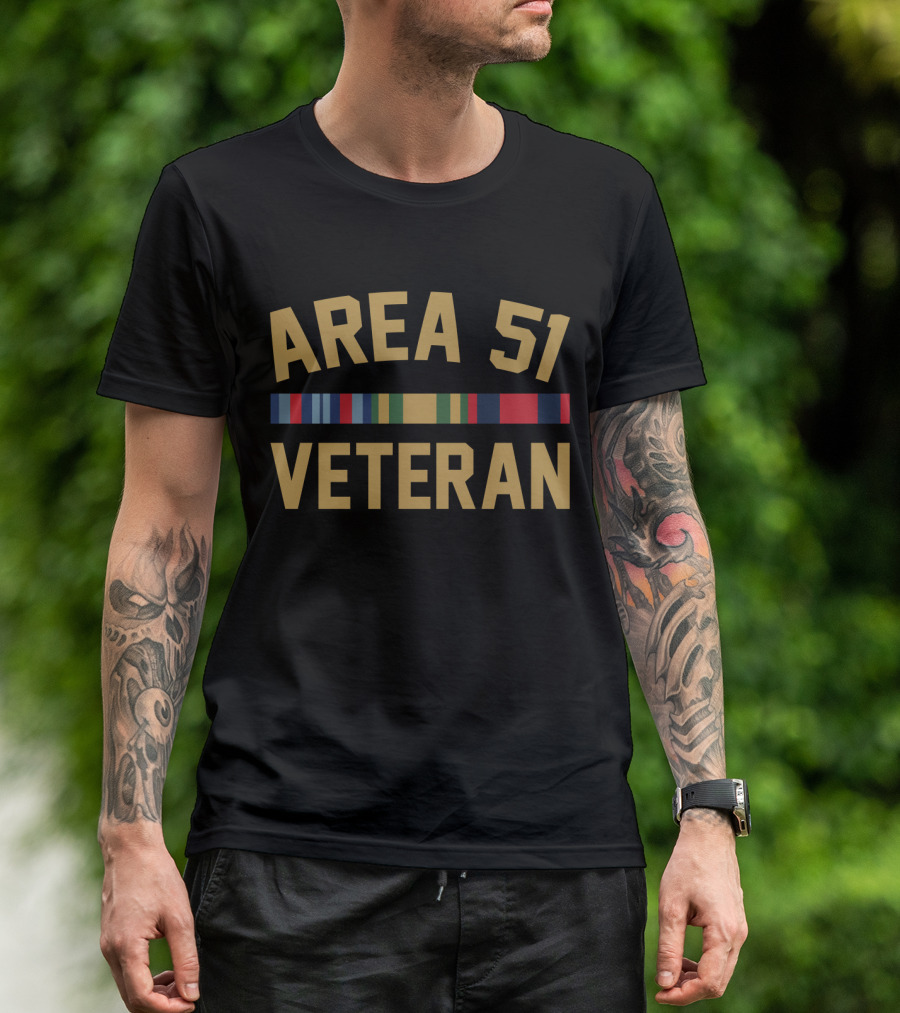 Area 51 Veteran Funny Storm Area Run Military Ribbon Trending Fun T-Shirt