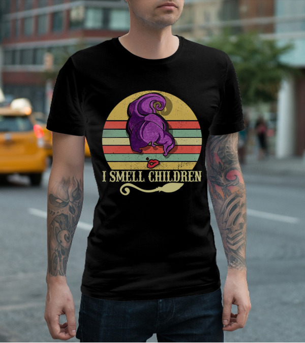 I Smell Children Vintage Sunset Mary Sanderson Hocus Pocus Witch Hat Retro Stripes T-Shirt