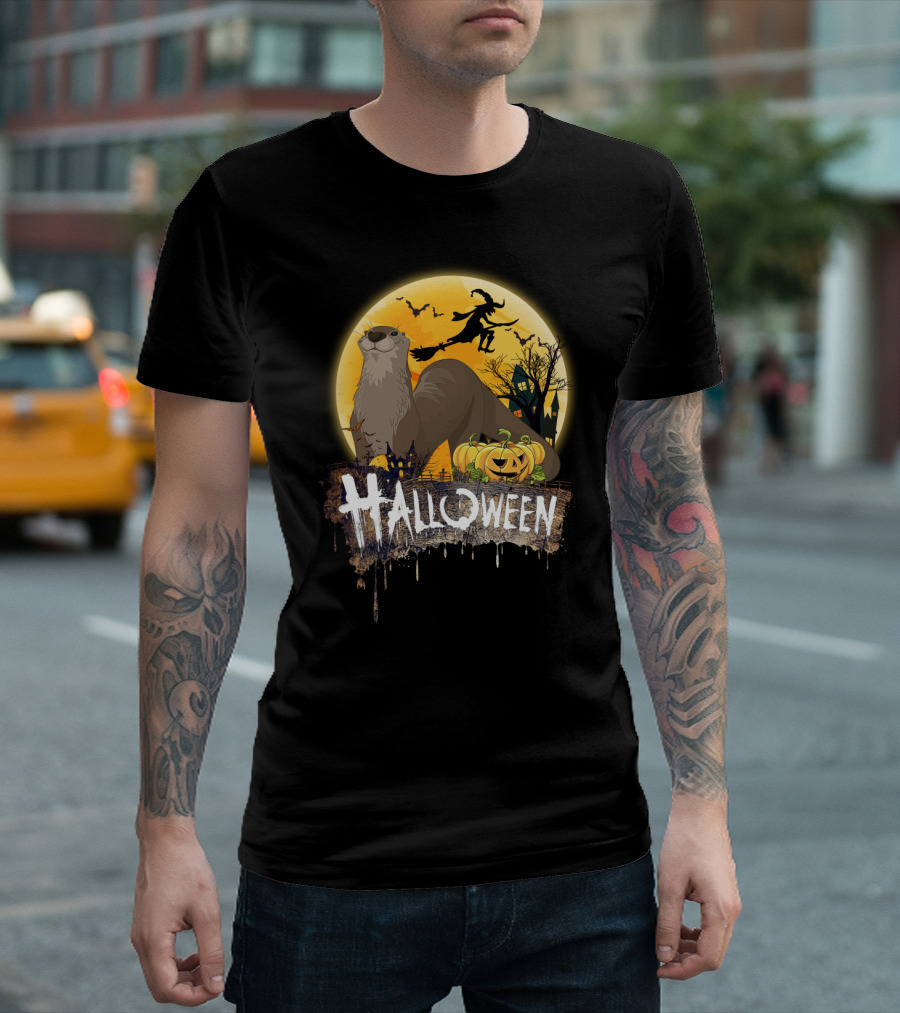 Otter Lovers Halloween with Pumpkins and Flying Witch Silhouette Scene T-Shirt