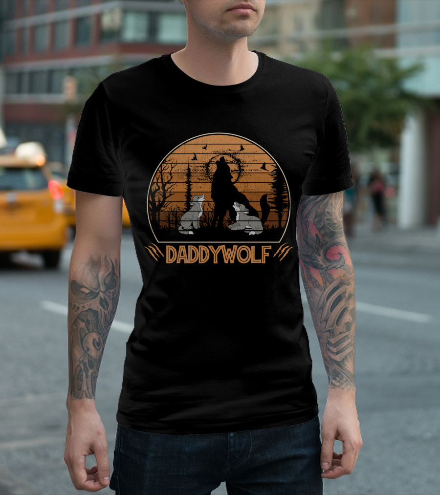 Daddy Wolf Howling at Sunset with Cubs and Vintage T-Shirt