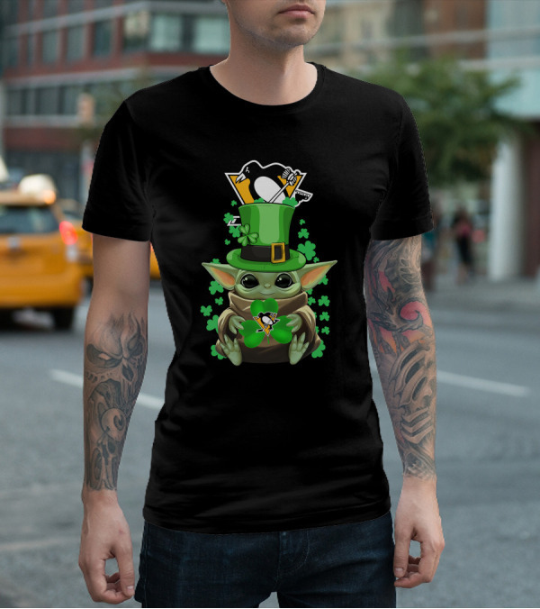 Baby Yoda Penguins St. Patrick's Day Shamrock T-Shirt