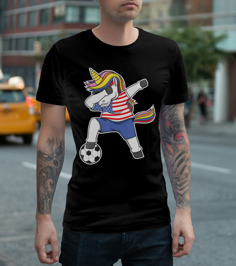 Dabbing Soccer Unicorn USA Girls Unicorn Lover Stars and Stripes Football T-Shirt
