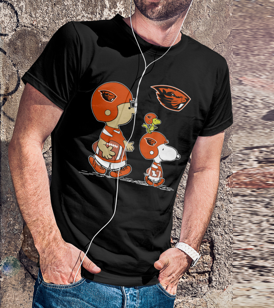 Oregon State Beavers Football Helmet Characters Peanuts Style Walking Football Fan T-Shirt