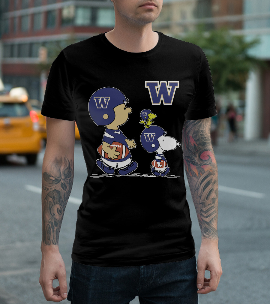 University Of Washington Huskies Peanuts Characters Football Fan Gear T-Shirt