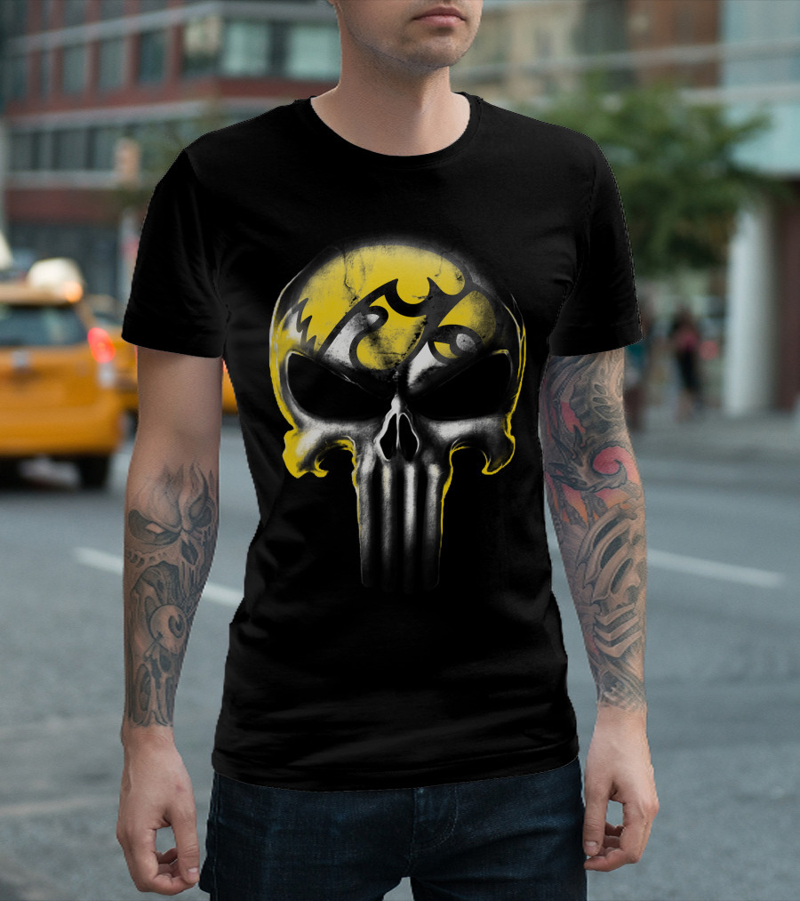 Punisher Skull Iowa Hawkeyes T-Shirt