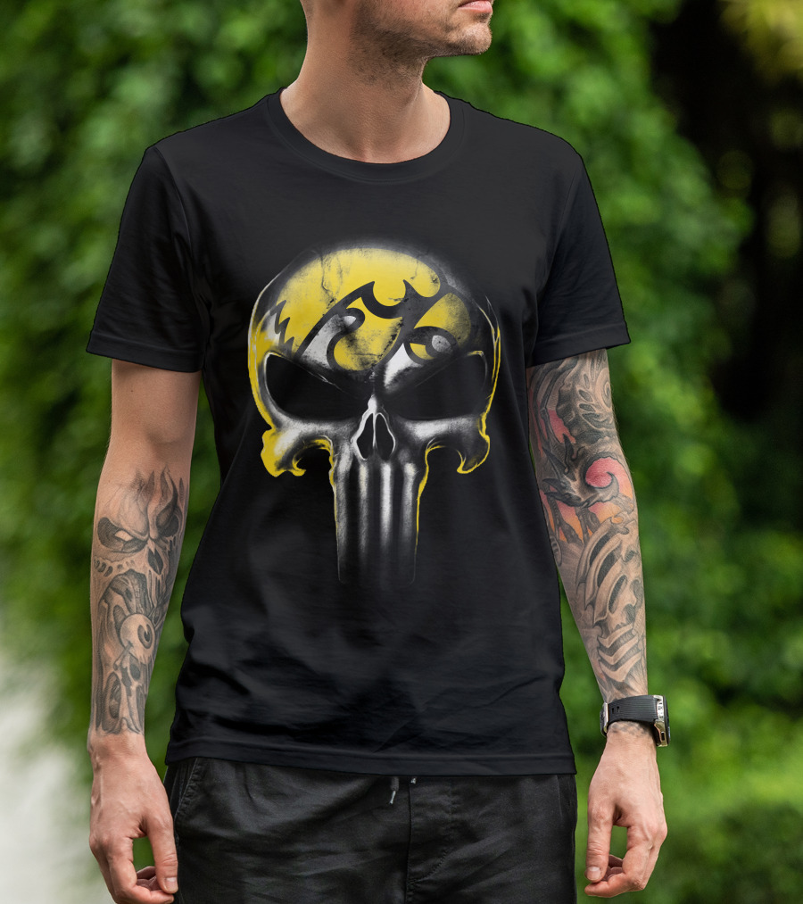 Punisher Skull Iowa Hawkeyes T-Shirt
