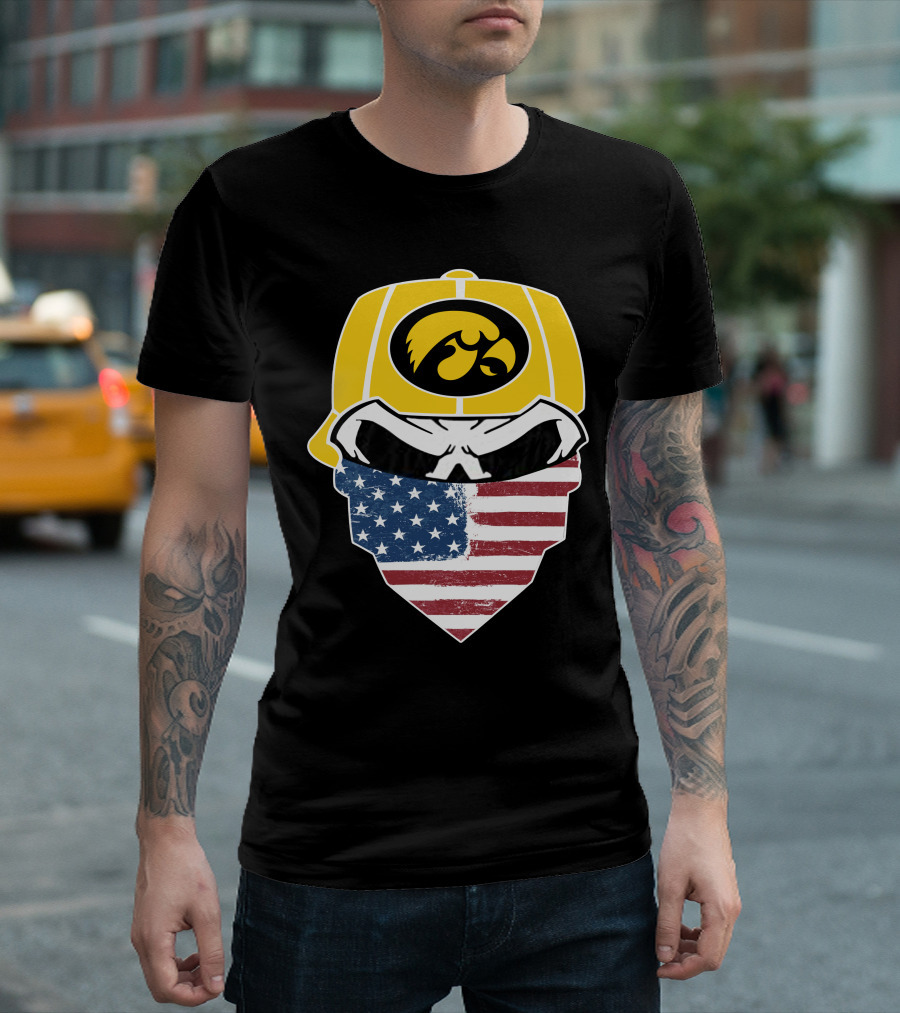 Hawkeyes Skull American Flag Bandana T-Shirt