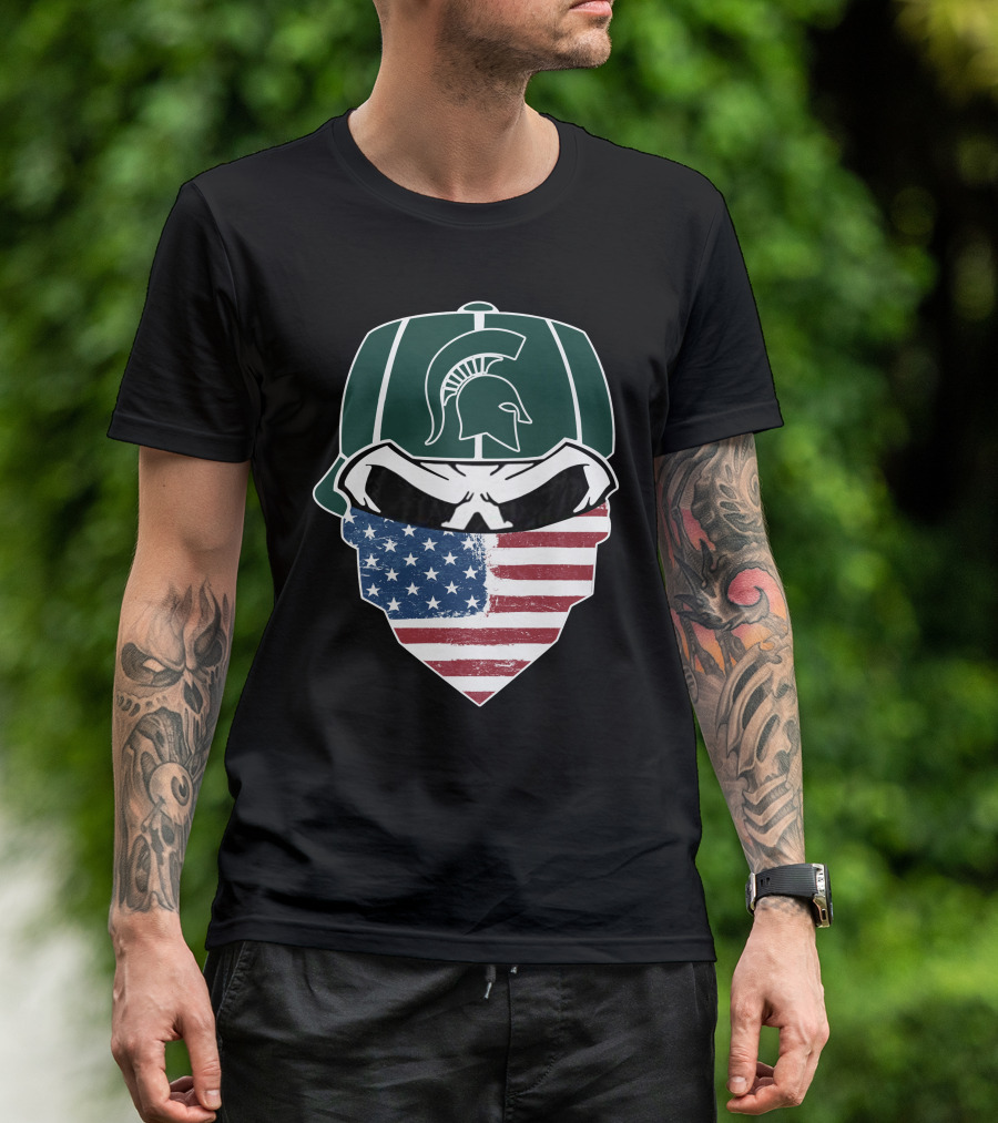 Michigan State Spartans Skulls Helmet With American Flag Bandana T-Shirt